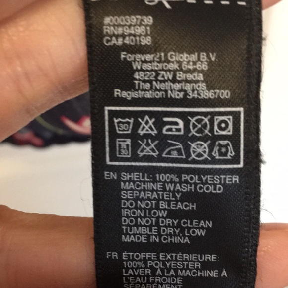 Forever 21 sheer floral blouse. Size S - Picture 5 of 5